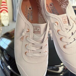 Skechers Women's White Lace-Up Sneakers